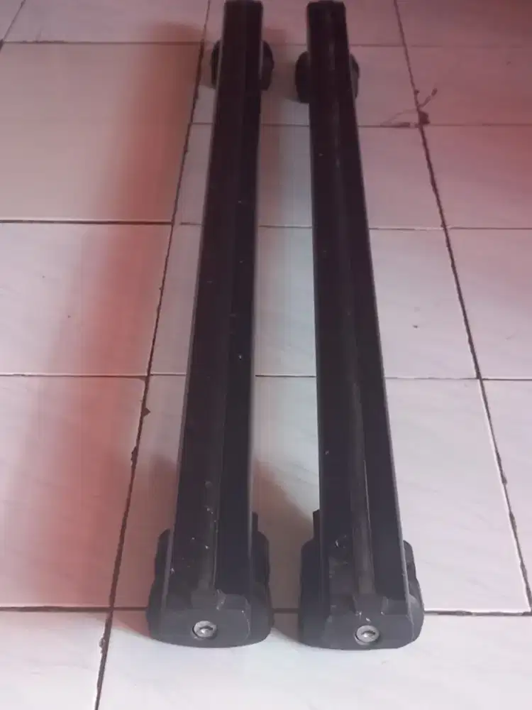 Crossbar/roffrail universal