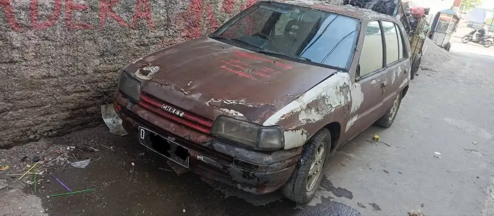 Daihatsu Charade 1989 Merah