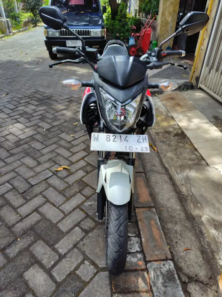 Honda CB150r Old 2014