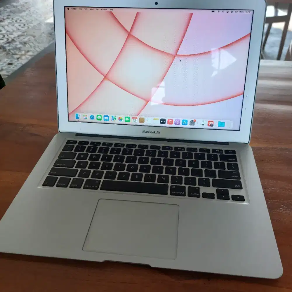 Macbook air 2017 8/256gb