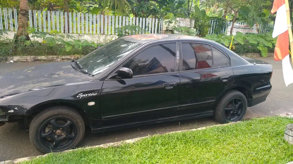 Mitsubishi Galant 1998 Bensin