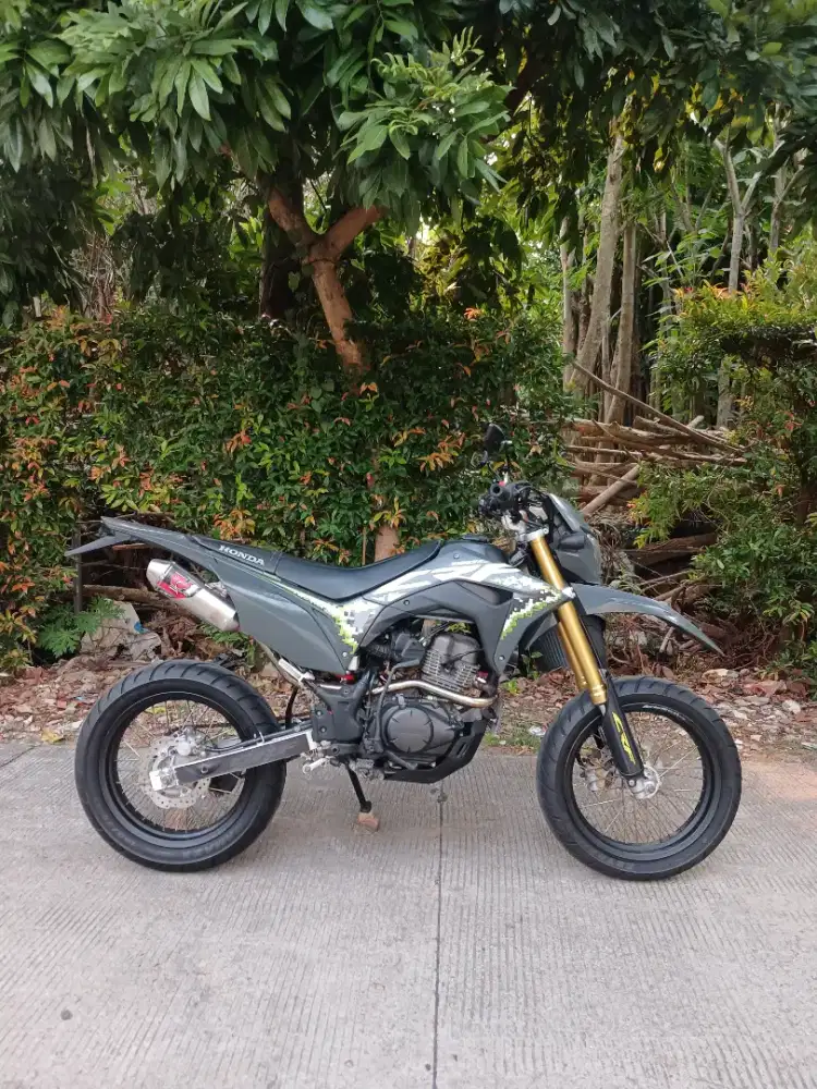 Honda CRF 150L tahun 2020 Muluss Pakai KM 19rb