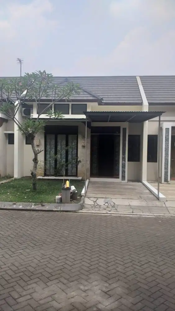 disewakan rumah asri aman dan nyaman