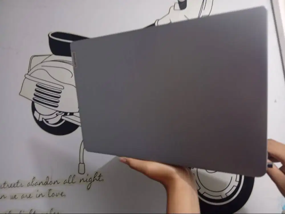 Laptop Lenovo IdeaPad Slim 3 core i3 Gen 12 pemakaian baru 6 bulan