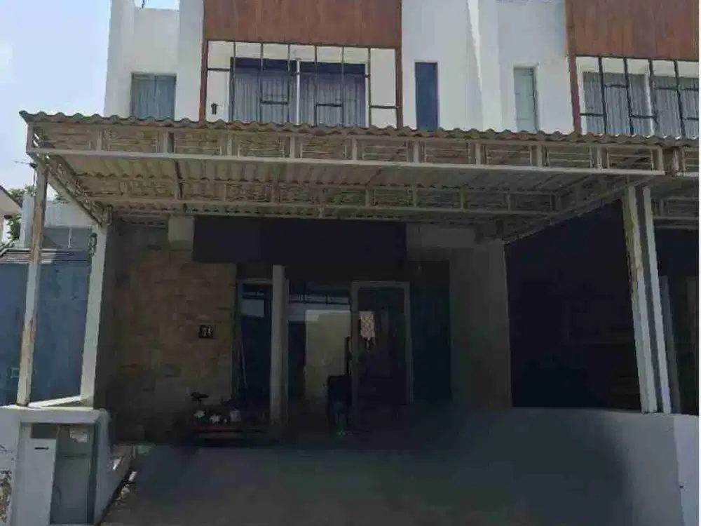 Rumah Murah Bagus Royal Residence Wiyung dekat wisata bukit mas