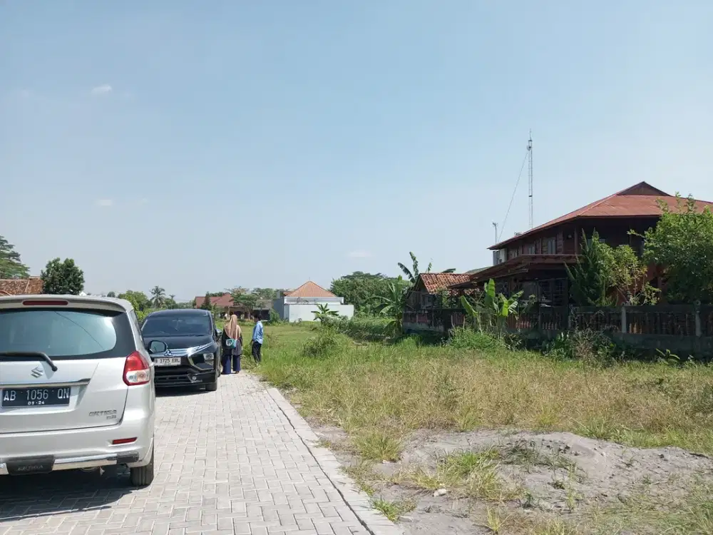 Tanah Kaliurang dekat jl Damai cocok hunian dan villa , SHM P