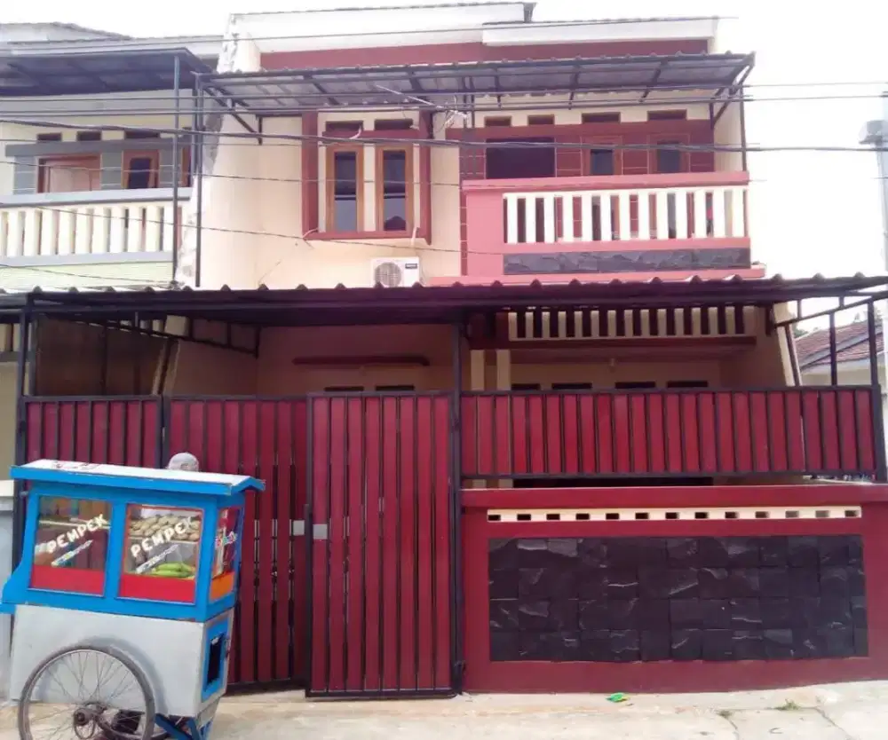 Di jual rumah lokasi strategis depan kantor walikota tangsel