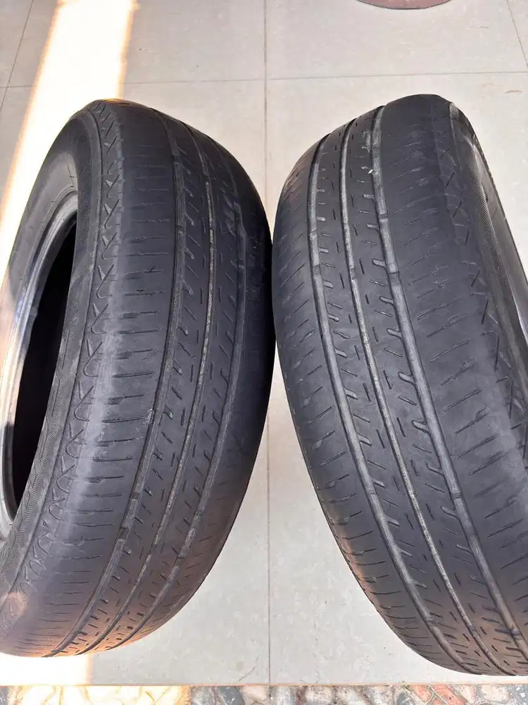 Ban Bridgestone bekas R14 tubles kondi baik