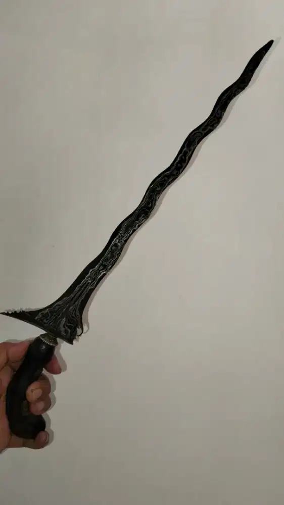 Keris sabuk inten Luk 11 sepuh