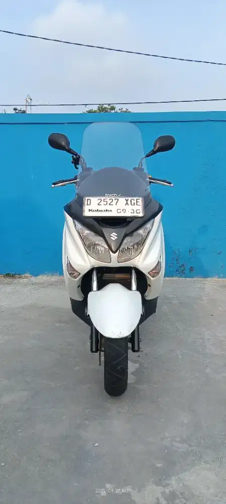 Suzuki Burgman 200 cc big matic CBU thn 2014 kondisi istimewa sekali