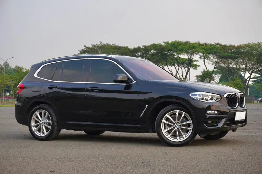 DP Ringan BMW X3 G01 sDrive20i B48 2019 Hitam Special Price