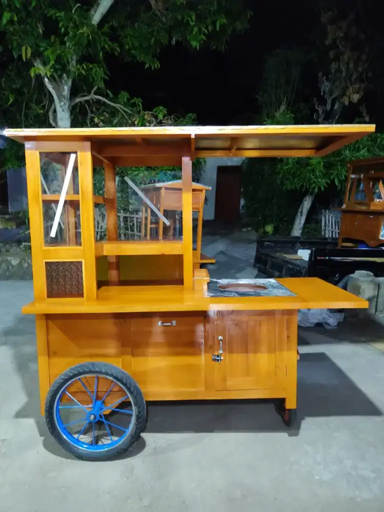 Gerobak Angkringan jg Melayani Pesanan Grobak Bakso Mie Bubur Sate dlL