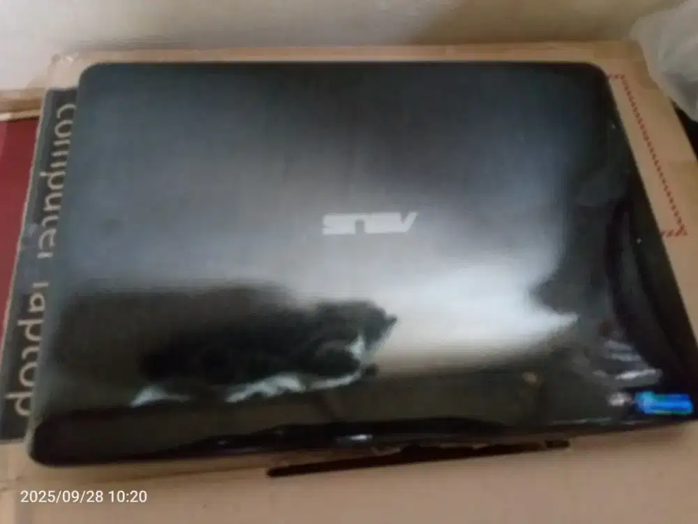 Asus ram 8 GB 500 hdd