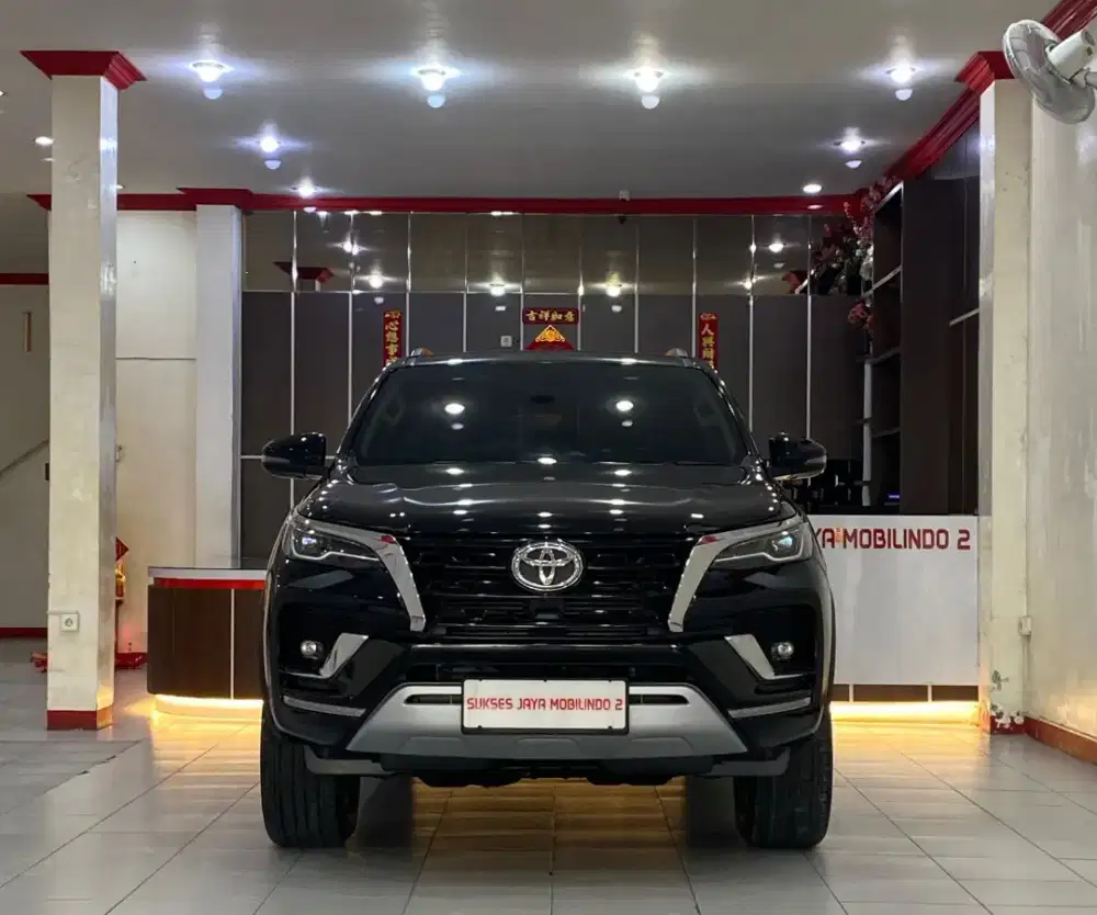 TOYOTA FORTUNER 2.4 VRZ TURBO DIESEL 4X2 AT 2021 KM 56.538