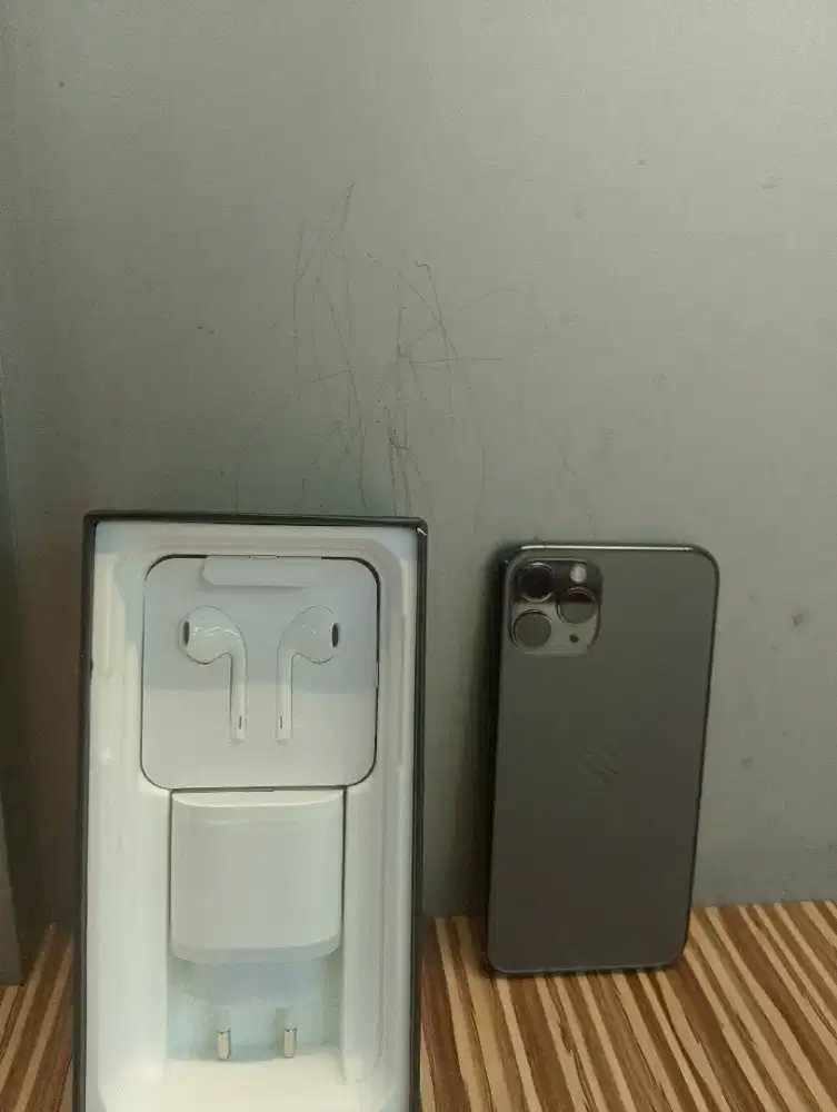 Iphone 11 pro max 256gb invesbaru