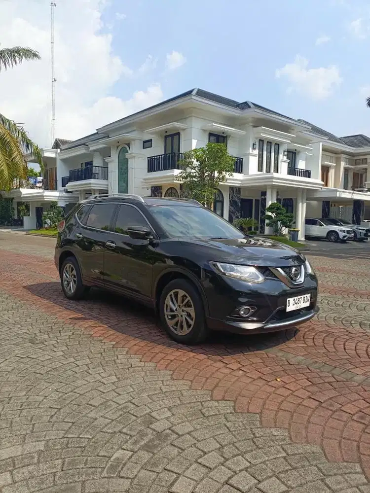 NISSAN ALL NEW XTRAIL 2.5 AT 2015 // DP HANYA 15 JT SAJA