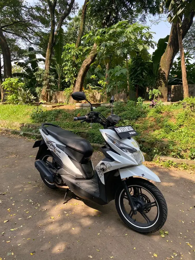 Beat Street 2018 White