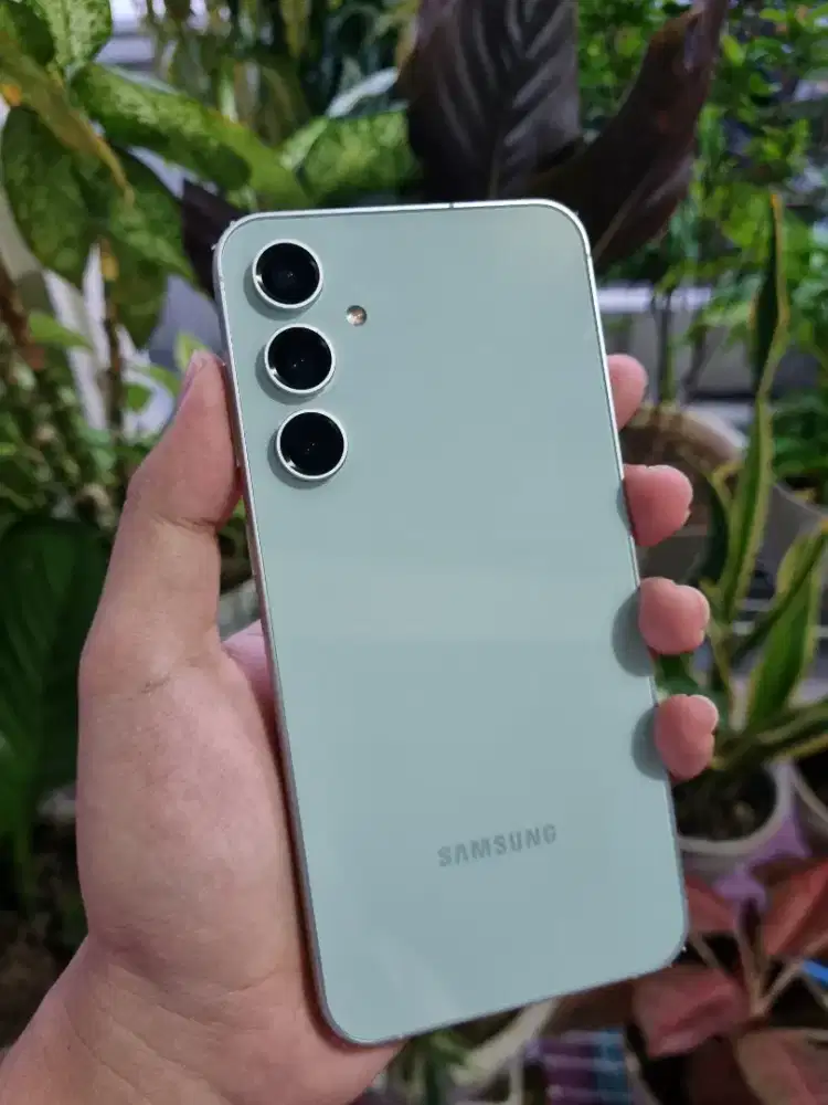 Samsung S23 FE 8/256GB SEIN Indonesia Plastik Masih Nempel Keliling