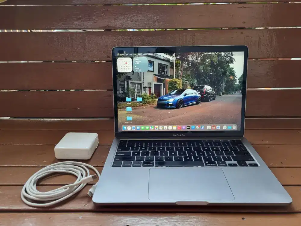 Macbook Pro 2020 i5 16/512GB Four Thunderbolt Double Fan