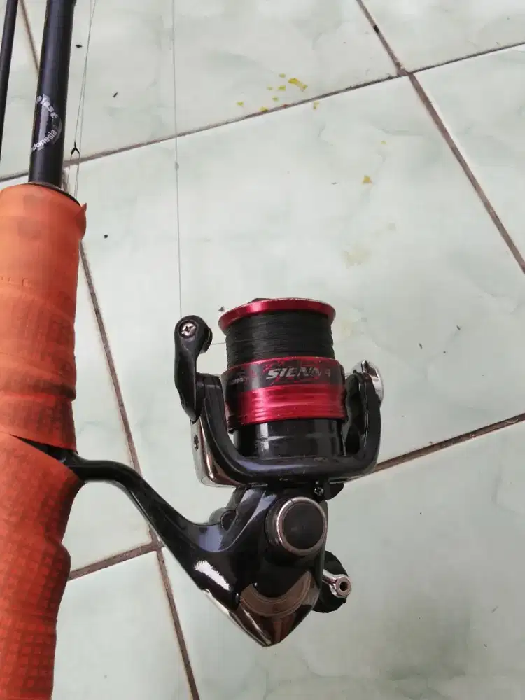 Joran twist dan reel siena 2500