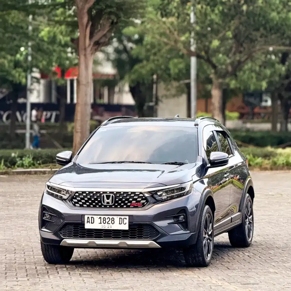 DP 49 JUTA!! HONDA WRV 1.5 RS CVT 2023 ABU-ABU METEOR METALIK