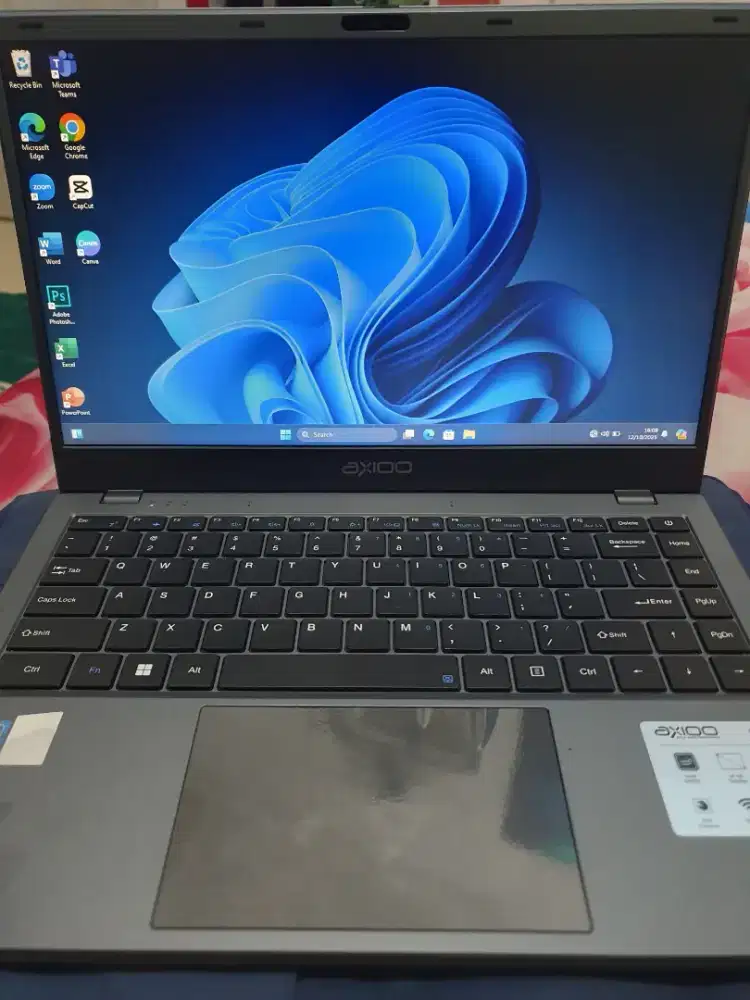 Laptop Axio Hype 1
