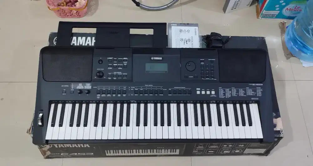 Yamaha PSR E453 Bekas lengkap Mulus