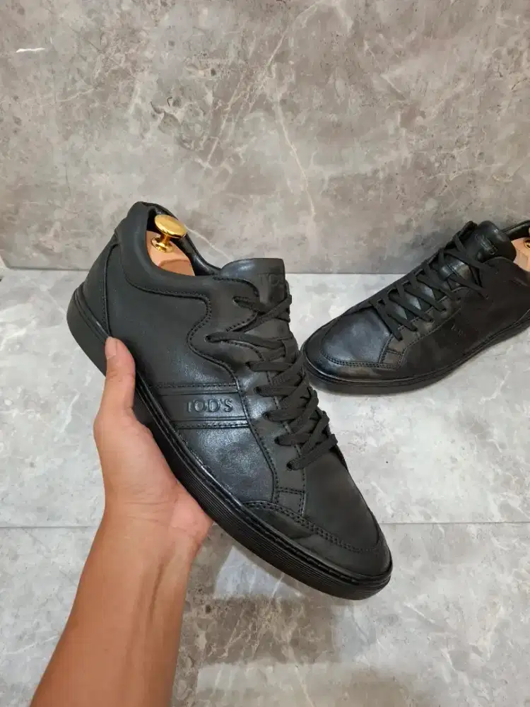 Sepatu Tods sneakers casual second tod's lv gucvi bally louis vuitton