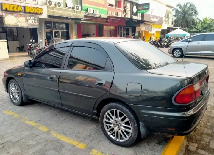 Mazda Familia 1998 Bensin