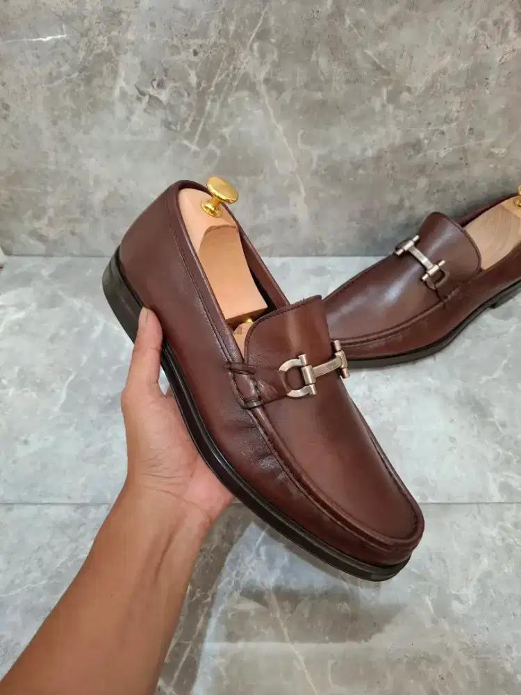 Sepatu Prada Original formal loafer second guccci bally louos vuitton