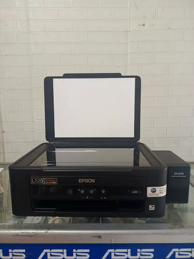 Epson L220 Printer Inkjet Multifungsi Print Scan Copy