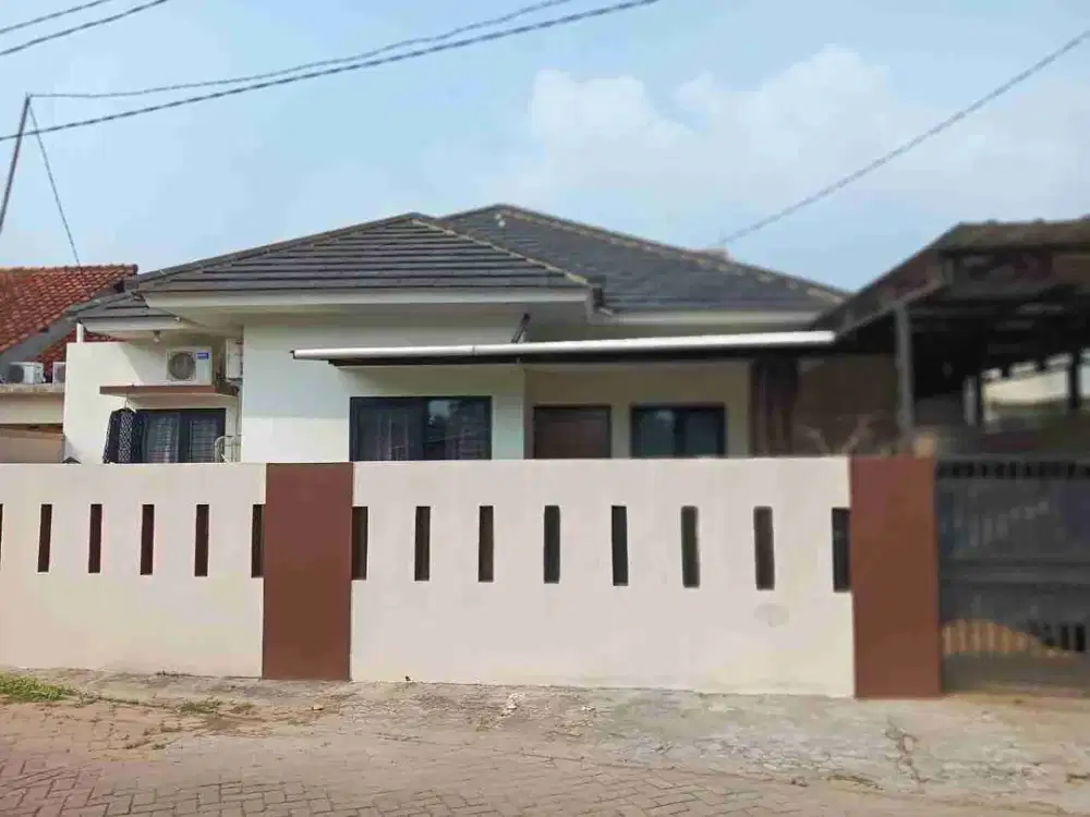 Rumah Luas Strategis Di Ciater Serpong