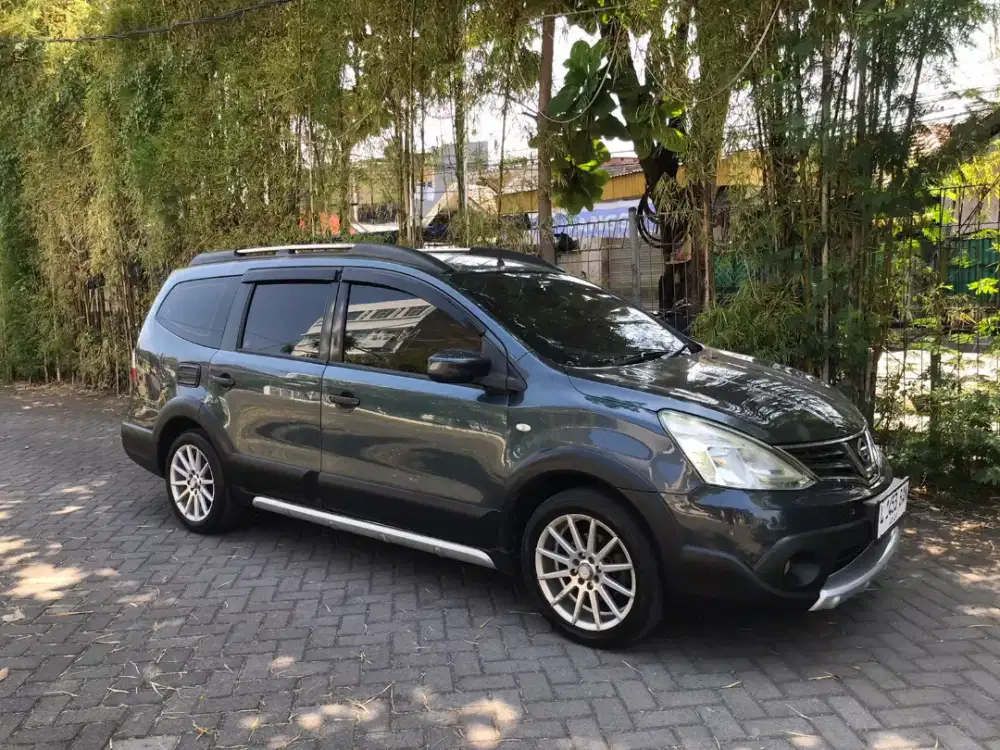 Nissan Grand Livina Panjang 3Baris LONG XGear 1.5 Manual Bukan Livina