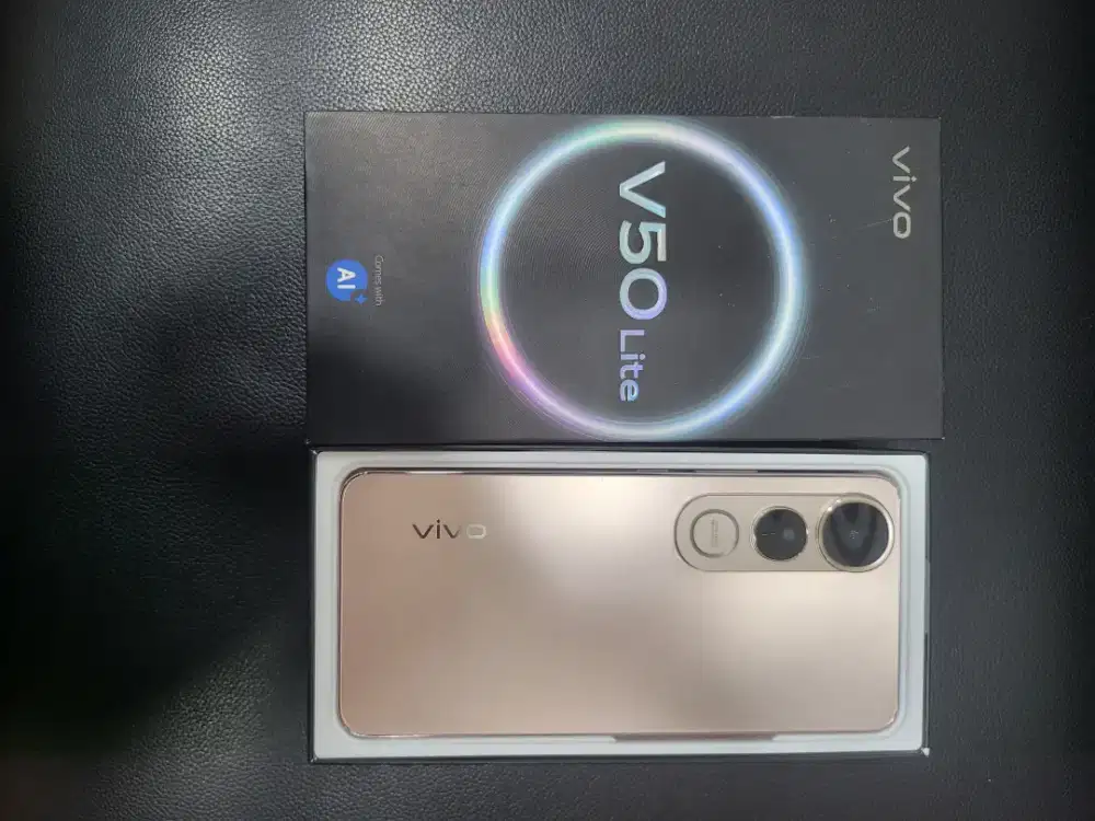 Vivo v50 lite 8/128 like new