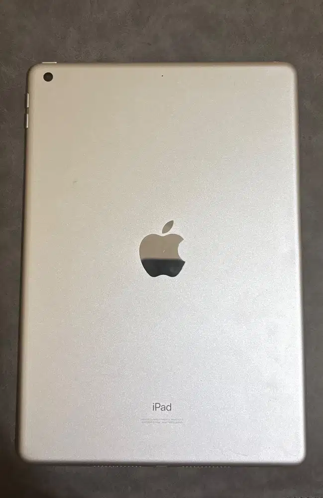 Ipad 8 32 gb wifi only IBox