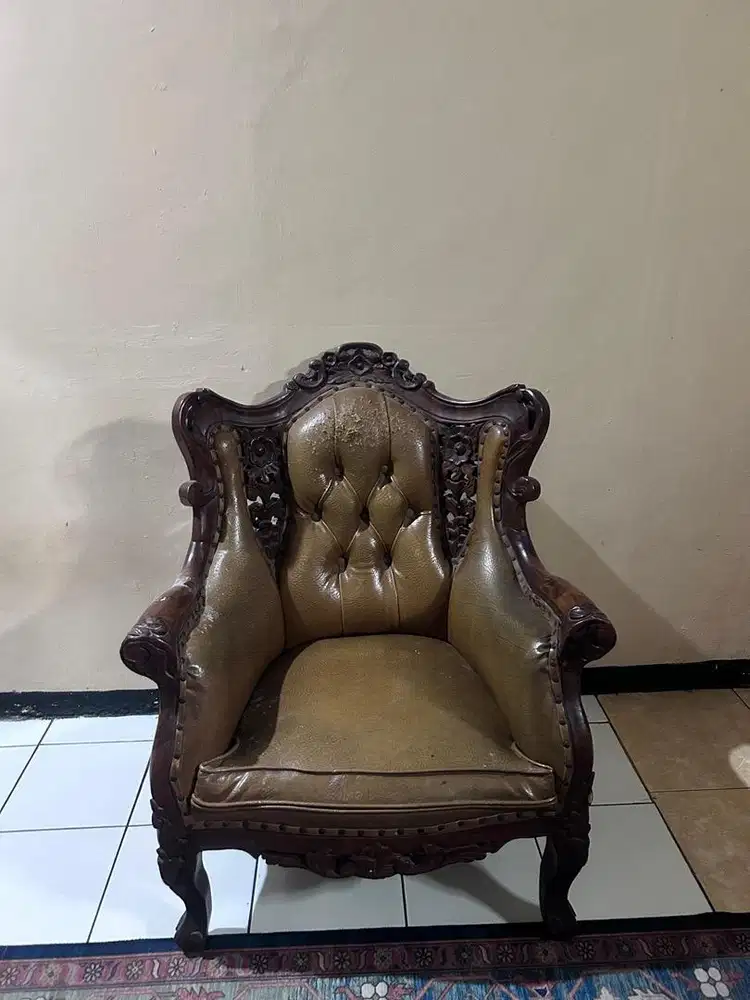 Kursi kayu jati