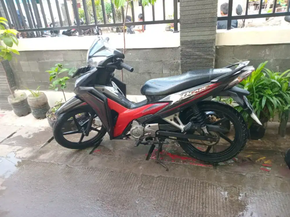 Honda Blade 2011