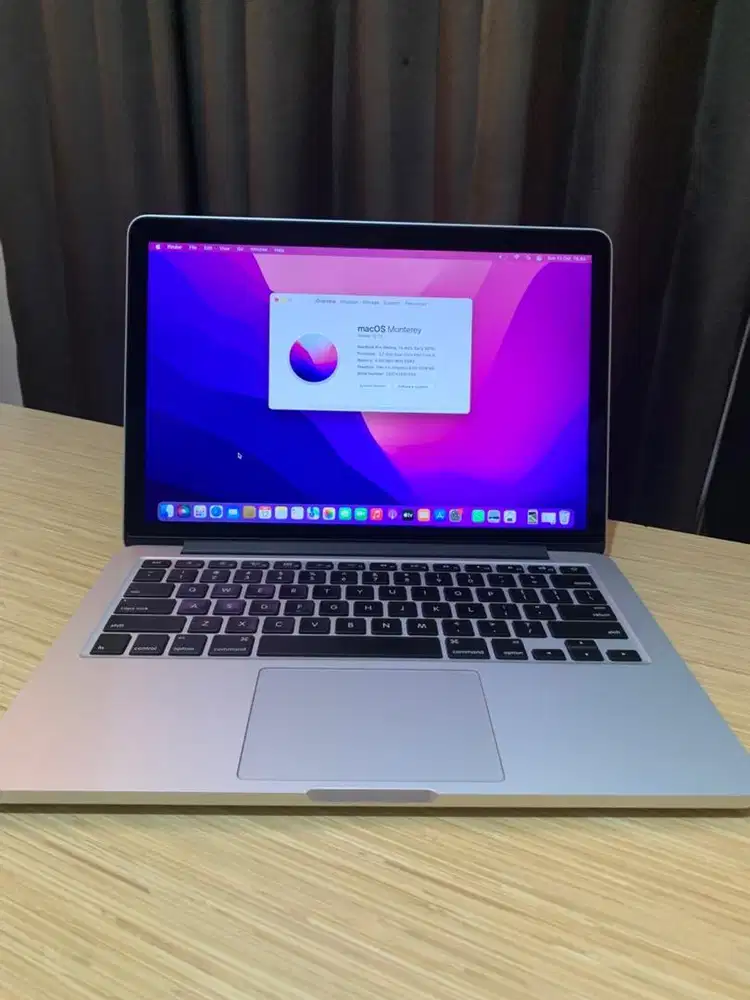 Macbook Pro Retina  2015 core i5 8/128