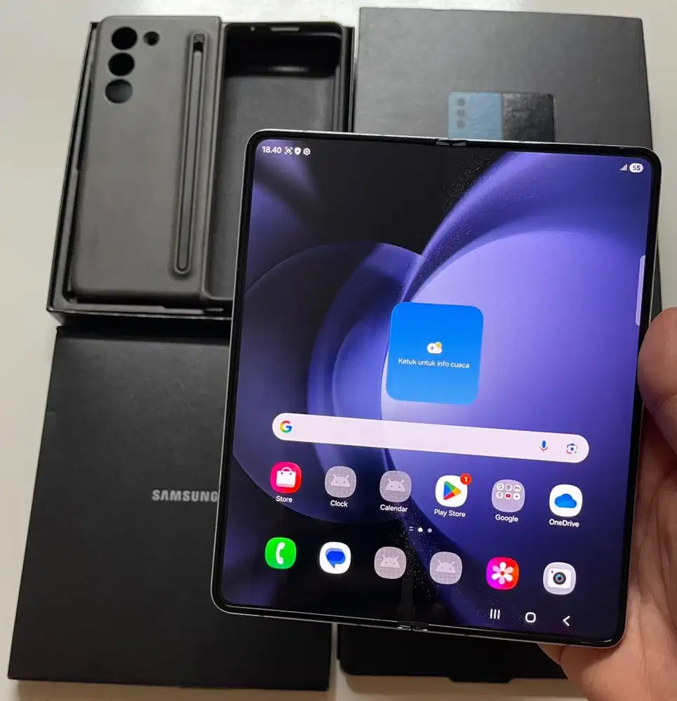 Samsung Z Fold 5 512gb SEIN Like New