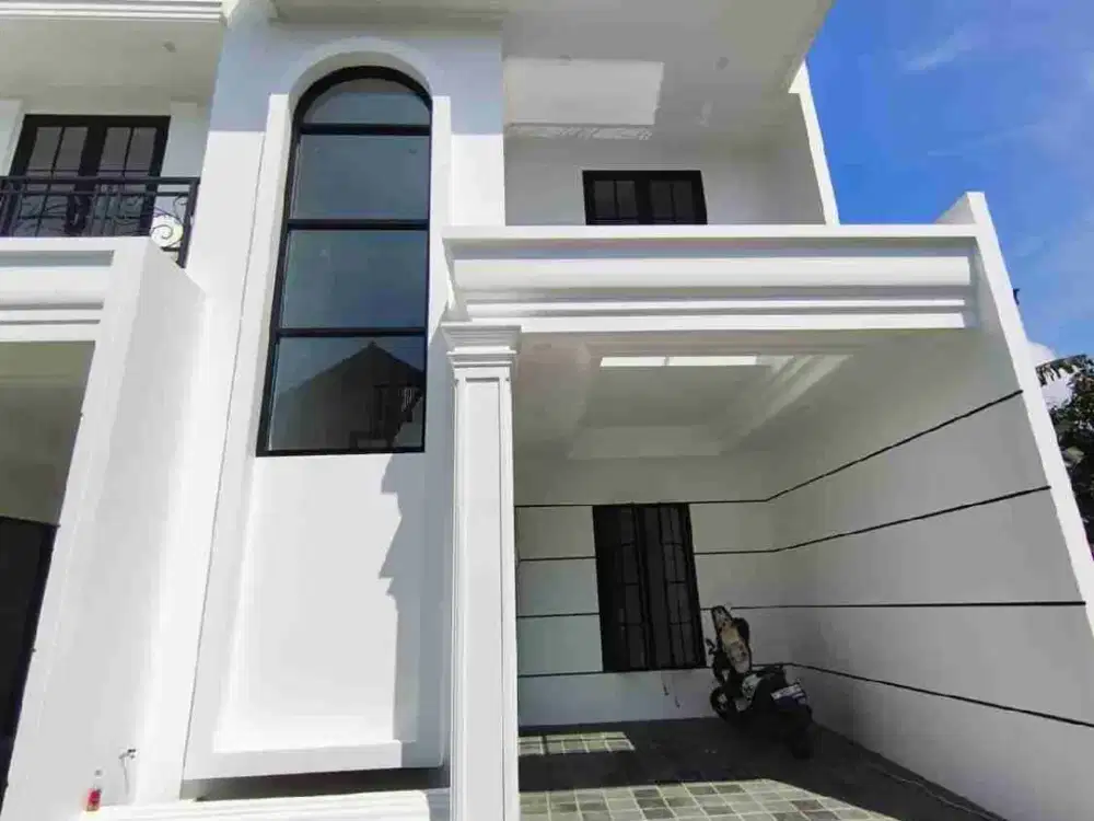 Dijual Rumah 2 Lantai Siap Huni di Tengah Kota Bogor, Lokasi Sangat Strategis!