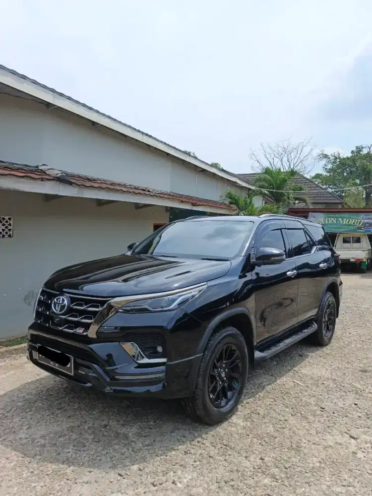 Fortuner GR 4x2 Tahun 2022