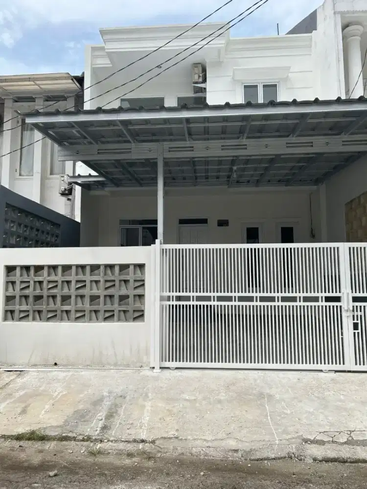 Dijual Rumah 2 Lantai Citra Gran Cibubur Siap Huni
