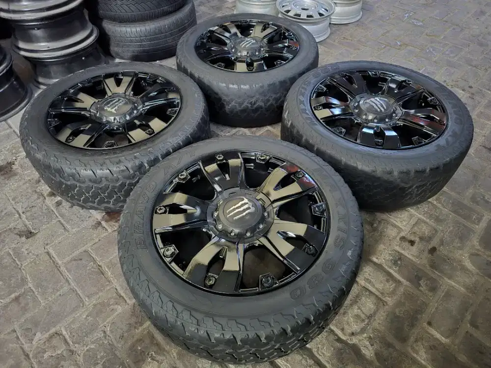 Velg Ban MONSTER R20 Fortuner Pajero Hilux Strada Triton Everes Ranger