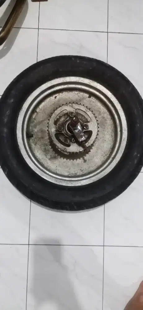 Velg motor Daelim
