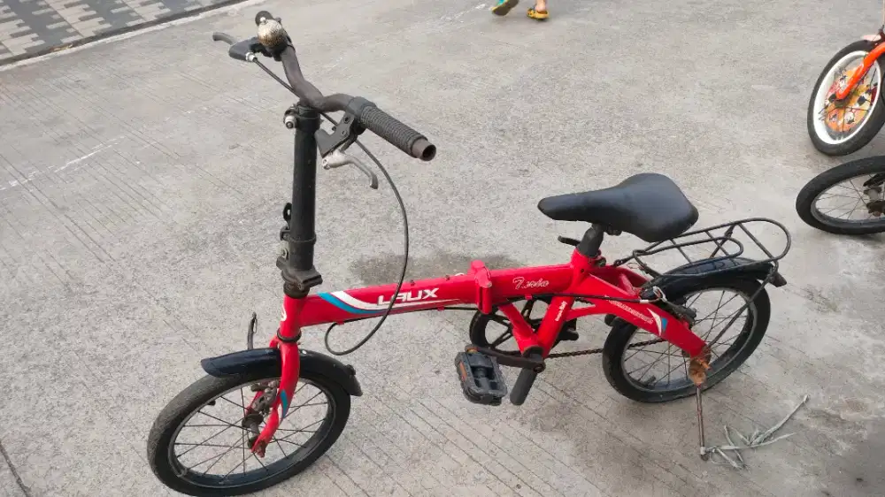 Sepeda lipat anak