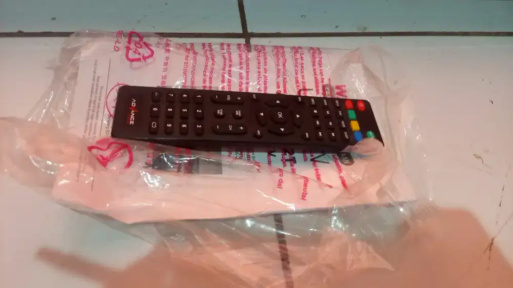 Tv LED advance digital 32inchi like new