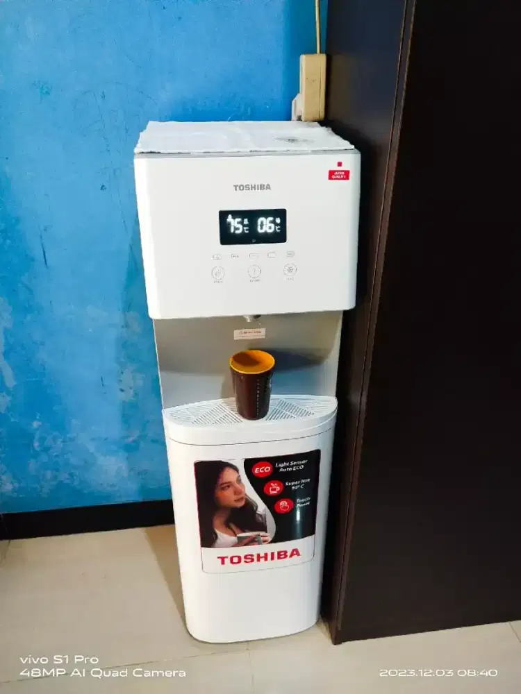 Dispenser galon bawah toshiba