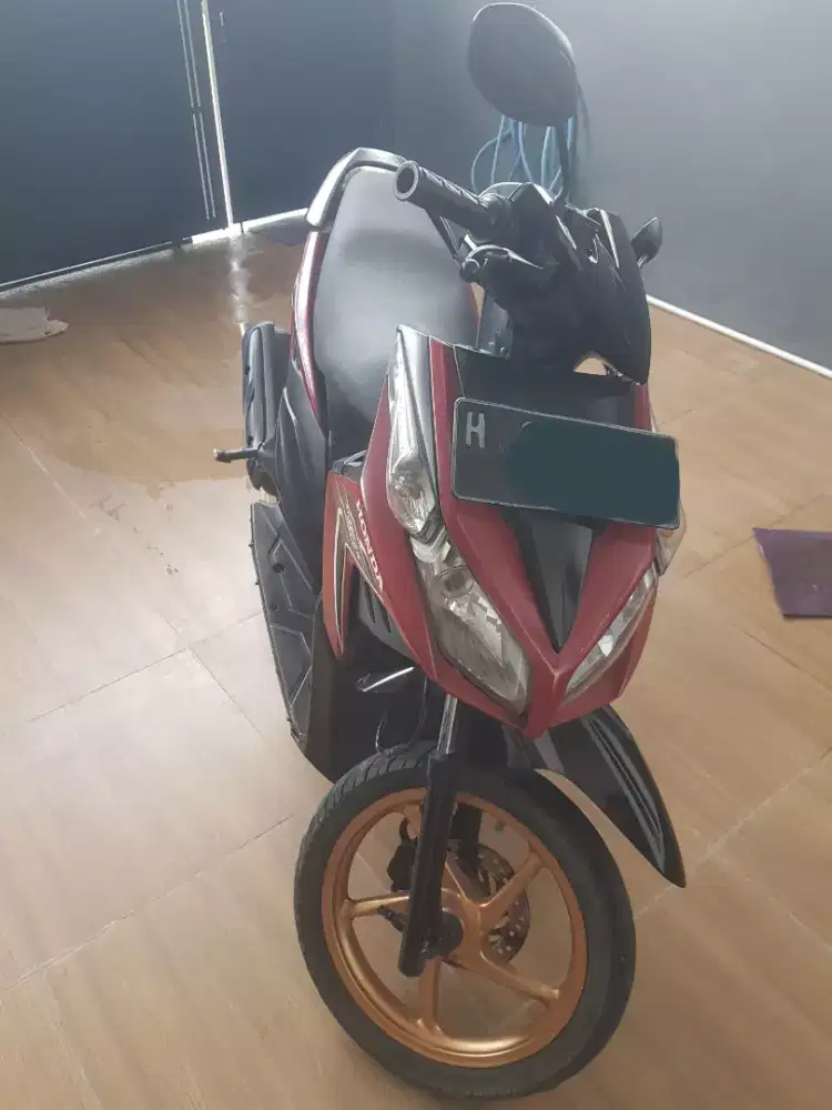 Jual motor honda vario 2011