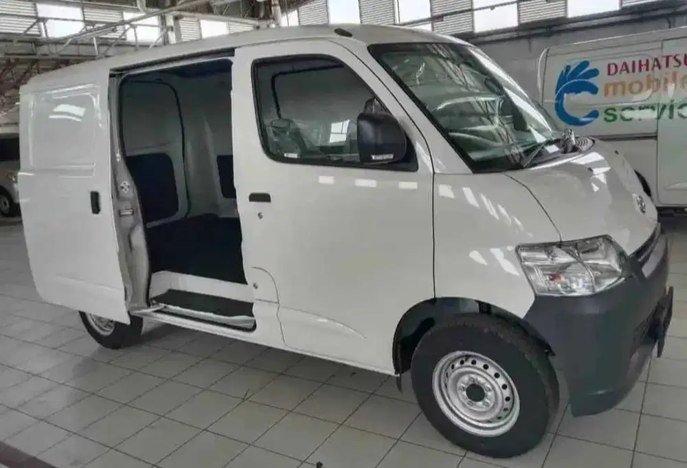 Bulanan Grand Max Blind Van