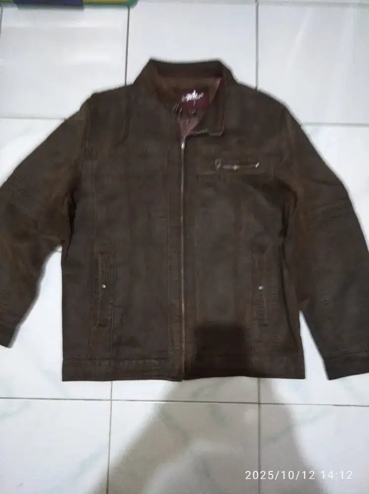 Dijual jaket import merk Yi Tian Tian